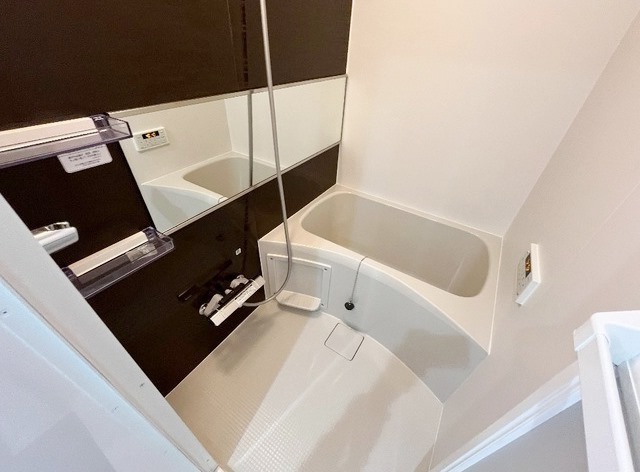 ��ʌ��������܎s��΋�z�K�P���ڂ̃A�p�[�g�̃o�X