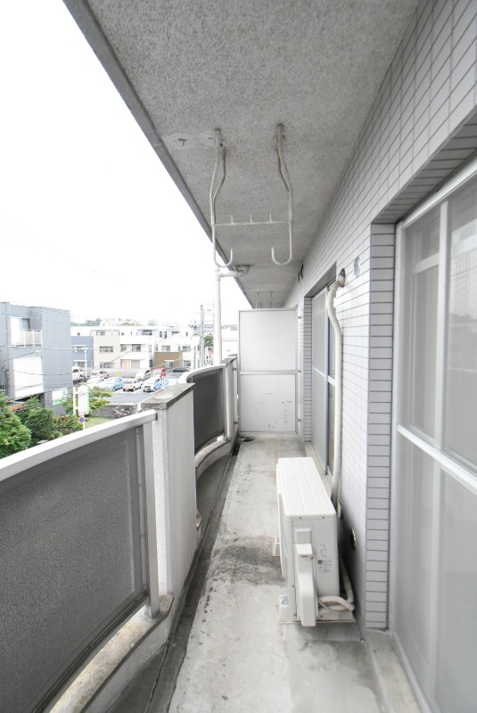 ��ʌ�����s�˒˂R���ڂ̃}���V�����̃o���R�j�[