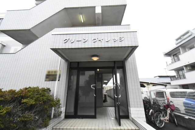 ��ʌ�����s�˒˂R���ڂ̃}���V�����̃G���g�����X