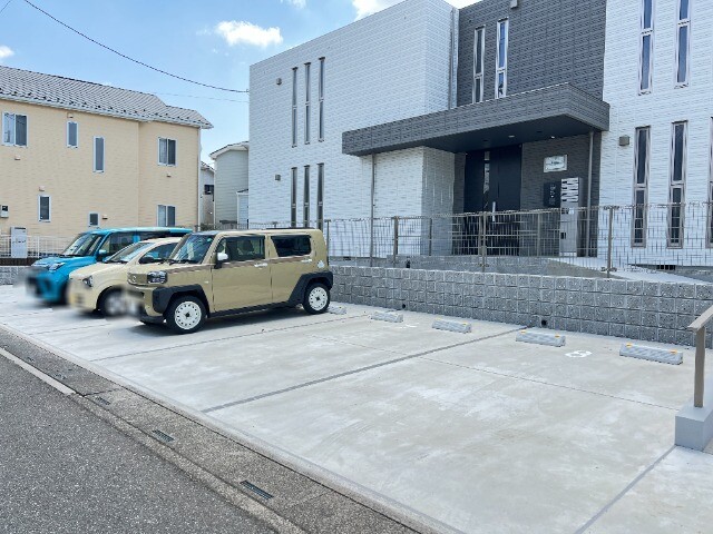 ��ʌ��������܎s�΋��Ԗ؂R���ڂ̃}���V�����̒��ԏ�