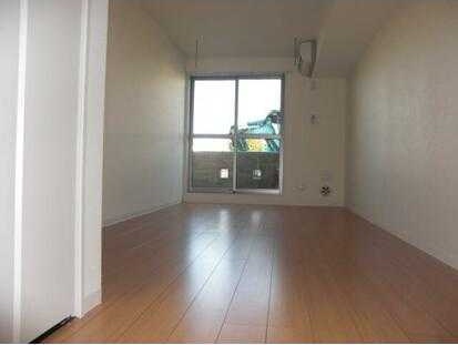 ��ʌ��z�J�s�o�˒��̃A�p�[�g�̋��ԁE���r���O