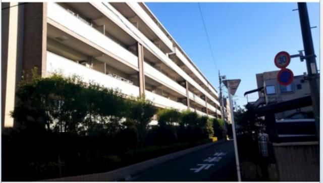 ��ʌ��������܎s�Y�a���ՂP�O���ڂ̃}���V�����̌����O��