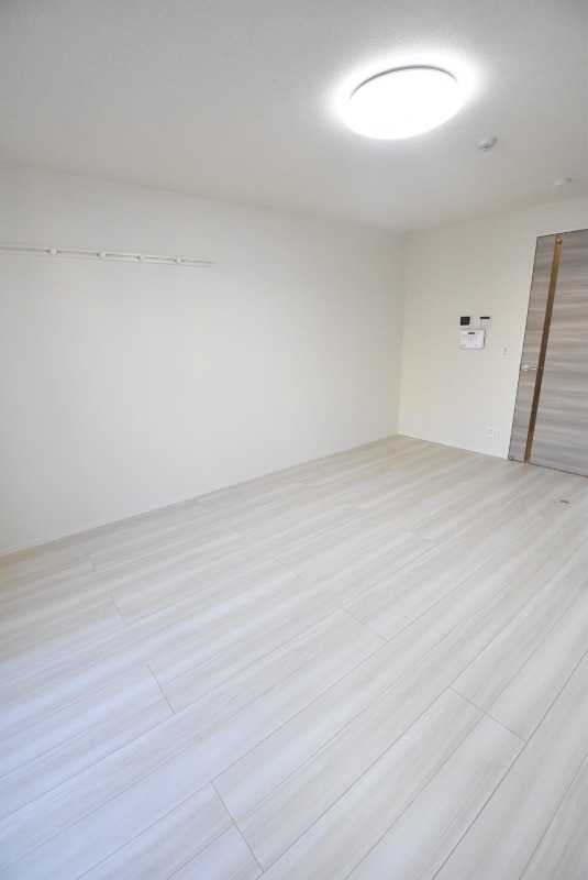 ��ʌ��������܎s�k����i���Q���ڂ̃A�p�[�g�̂��̑������E�X�y�[�X