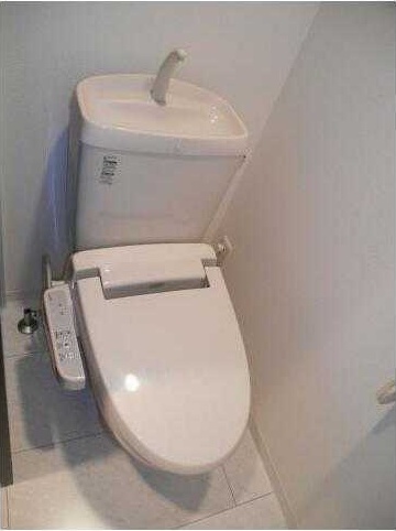 ��ʌ��z�J�s�o�˒��̃A�p�[�g�̃g�C��