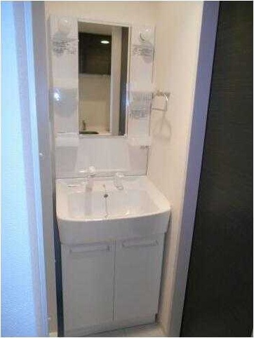 ��ʌ��z�J�s�o�˒��̃A�p�[�g�̐��ʏ�