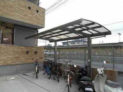 ��ʌ��z�J�s�o�˒��̃A�p�[�g�̂��̑�