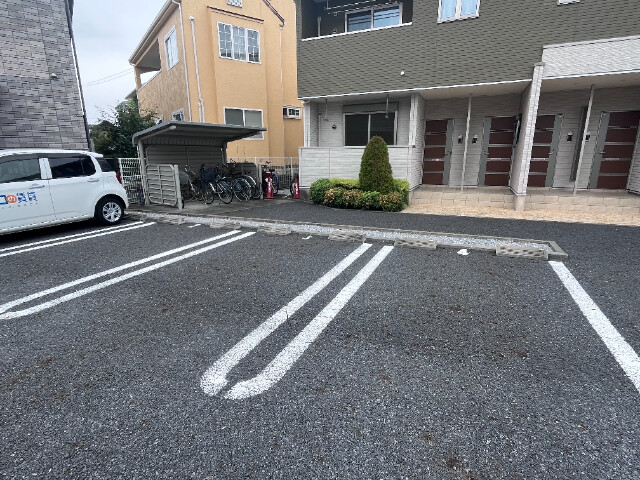 ��ʌ��������܎s��΋�厚�{�h�̃A�p�[�g�̒��ԏ�