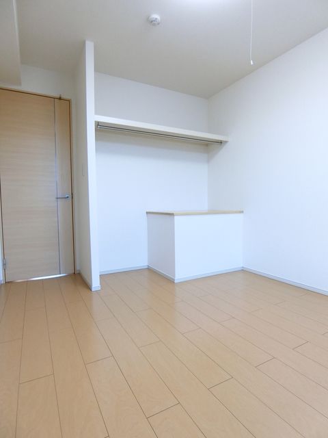 ��ʌ�����s�ܔԒ��̃A�p�[�g�̎��[