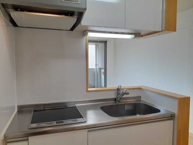 ��ʌ��z�J�s�z���J�Q���ڂ̃}���V�����̃L�b�`��