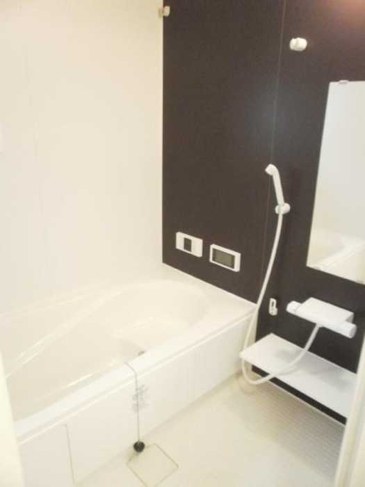 ��ʌ������s���v��̃A�p�[�g�̃o�X