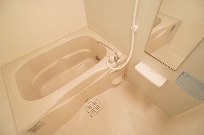 ��ʌ�����s�厚���s�k�J�̃A�p�[�g�̃o�X