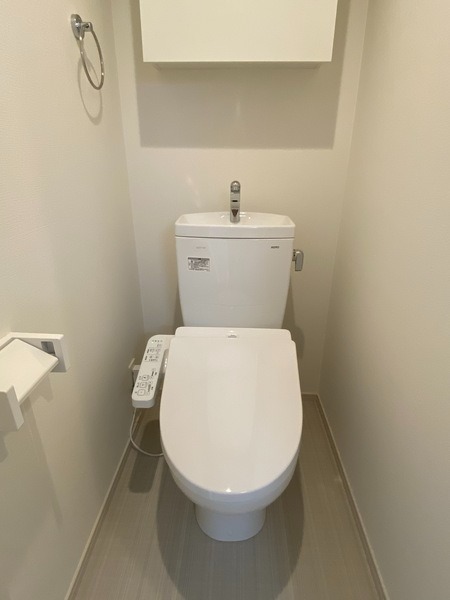 ��ʌ�����s�����Q���ڂ̃A�p�[�g�̃g�C��