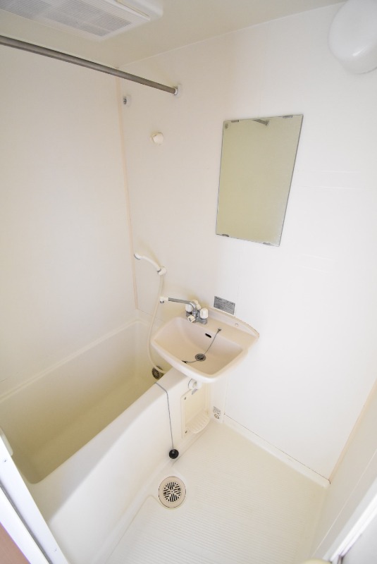 ��ʌ��������܎s�������J�X���ڂ̃}���V�����̃o�X