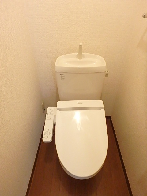 ��ʌ��������܎s��{��O���P���ڂ̃e���X�n�E�X�̃g�C��