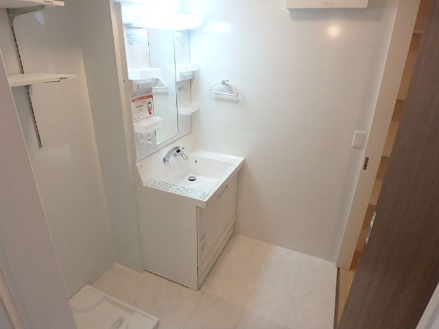 ��ʌ��������܎s���搼��{�S���ڂ̃A�p�[�g�̐��ʏ�