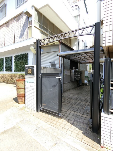 ��ʌ��������܎s�Y�a��j���J�Q���ڂ̃}���V�����̃G���g�����X