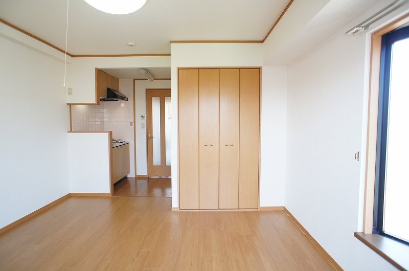 ��ʌ�����s�؂S���ڂ̃}���V�����̂��̑������E�X�y�[�X