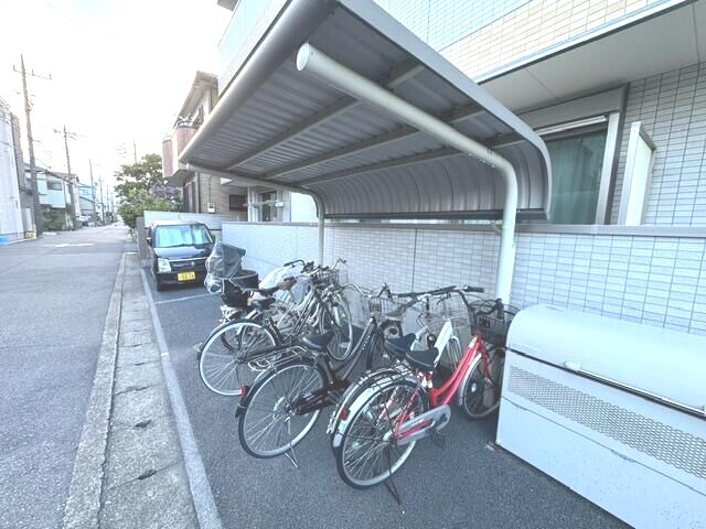 ��ʌ��z�J�s�o�˒��̃}���V�����̂��̑�