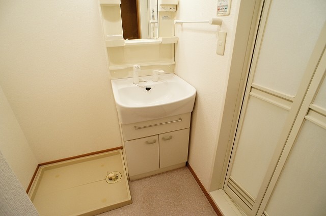 ��ʌ�����s�؂S���ڂ̃}���V�����̐��ʏ�