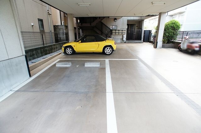 ��ʌ�����s�؂S���ڂ̃}���V�����̂��̑�