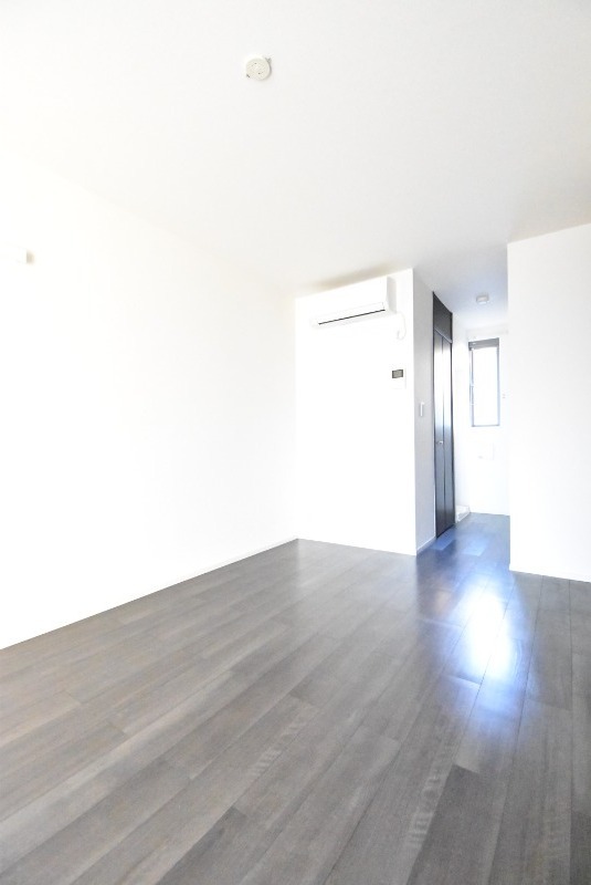 ��ʌ��������܎s�΋揼�؂Q���ڂ̃A�p�[�g�̋��ԁE���r���O