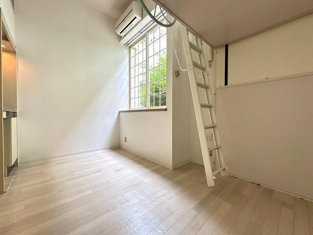 ��ʌ��������܎s�����擌��{�U���ڂ̃A�p�[�g�̋��ԁE���r���O