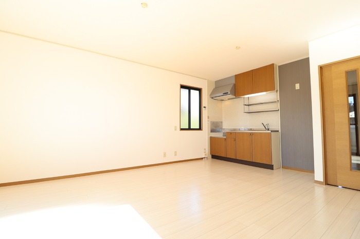 ��ʌ��������܎s��{��O���S���ڂ̃A�p�[�g�̋��ԁE���r���O