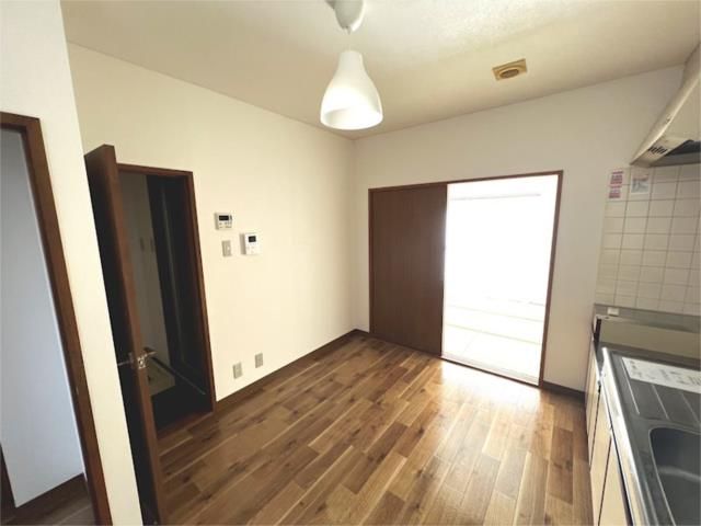 ��ʌ��z�J�s�k�z�J�Q���ڂ̃}���V�����̋��ԁE���r���O