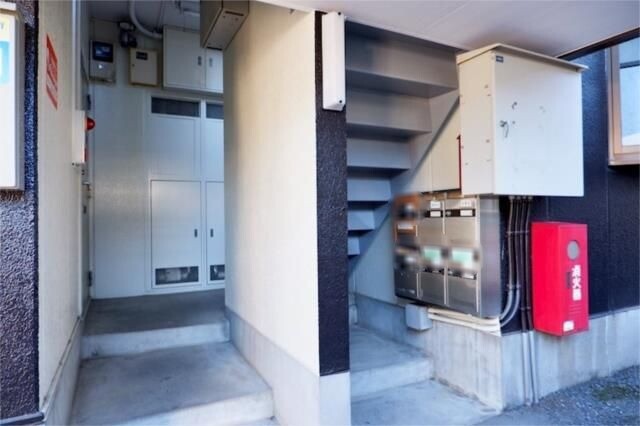 ��ʌ��z�J�s�k�z�J�Q���ڂ̃}���V�����̃G���g�����X