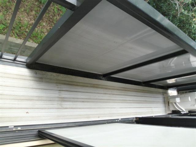 ��ʌ�����s���ԂP���ڂ̃A�p�[�g�̃o���R�j�[