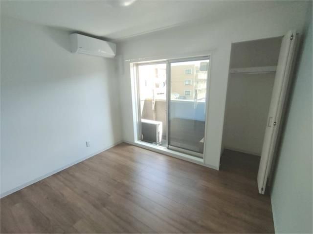 ��ʌ��z�J�s�k�z�J�Q���ڂ̃A�p�[�g�̋��ԁE���r���O