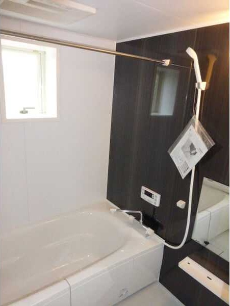 ��ʌ��������܎s�΋�厚���̃A�p�[�g�̃o�X