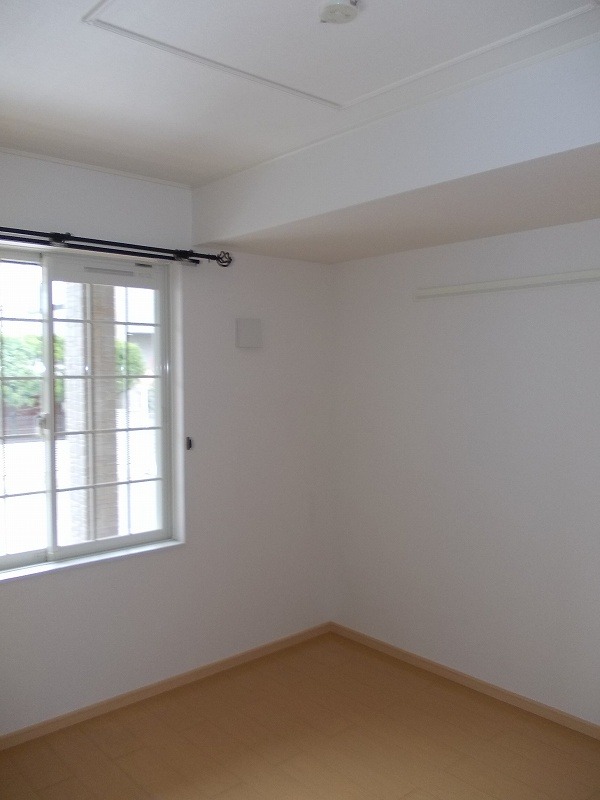 ��ʌ��z�J�s�ԓc�S���ڂ̃A�p�[�g�̂��̑������E�X�y�[�X