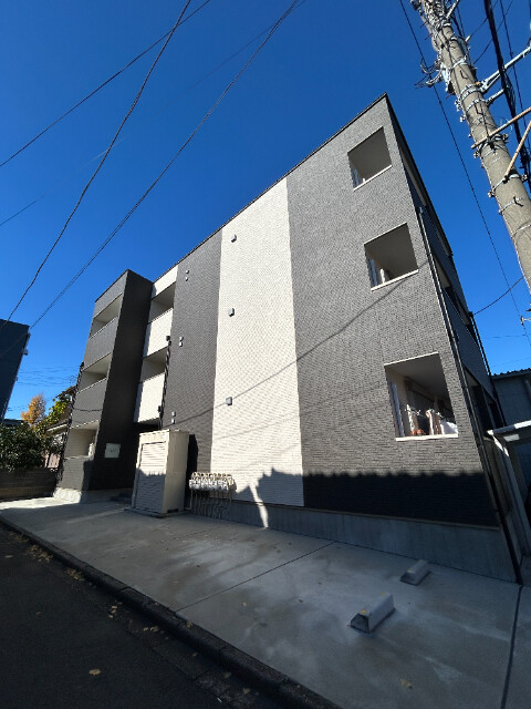 ��ʌ��������܎s����厚����{���̃A�p�[�g�̌����O��