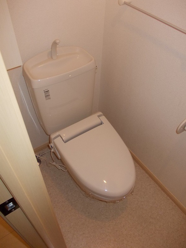 ��ʌ��z�J�s�ԓc�S���ڂ̃A�p�[�g�̃g�C��