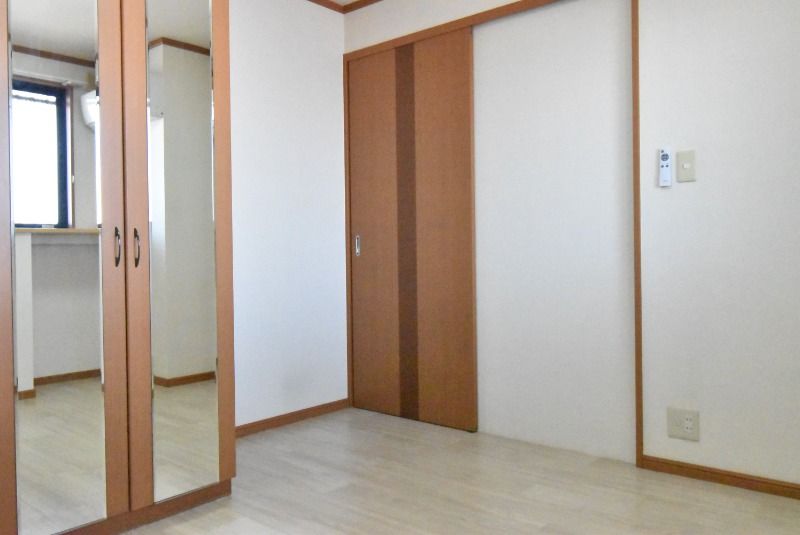 ��ʌ�����s�厚������̃}���V�����̂��̑������E�X�y�[�X