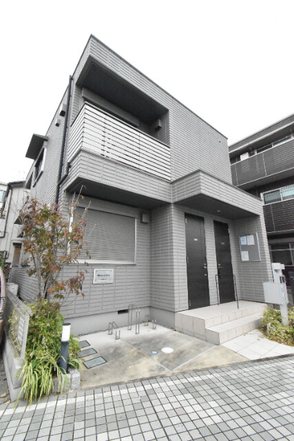 ��ʌ�����s����T���ڂ̃}���V�����̌����O��