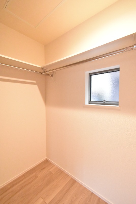 ��ʌ�����s����T���ڂ̃}���V�����̎��[