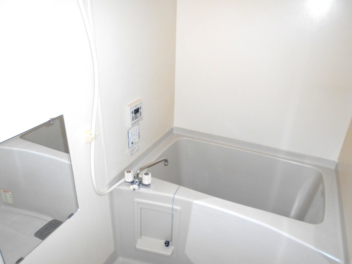 ��ʌ��z�J�s�����P���ڂ̃A�p�[�g�̃o�X