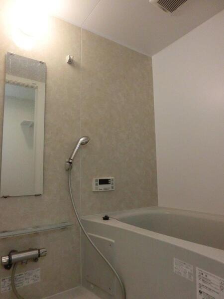 ��ʌ�����s�厚���̃A�p�[�g�̃o�X