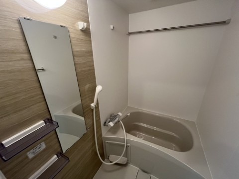 ��ʌ��������܎s�k��g�쒬�P���ڂ̃A�p�[�g�̃o�X