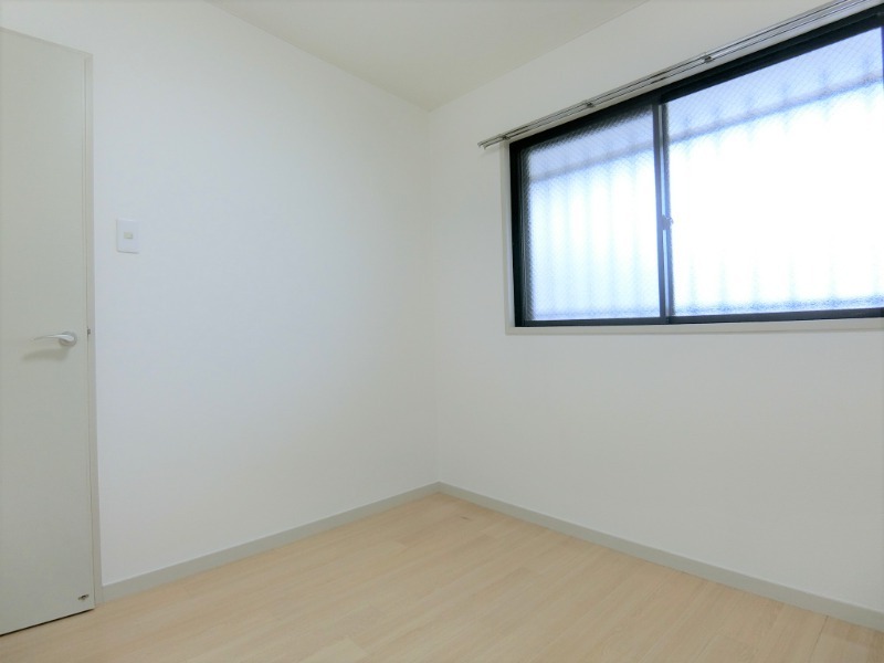 ��ʌ��z�J�s�ԎR���T���ڂ̃}���V�����̂��̑������E�X�y�[�X