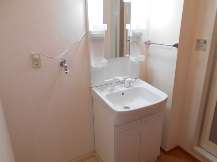 ��ʌ��z�J�s�����P���ڂ̃A�p�[�g�̐��ʏ�