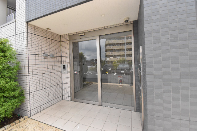 ��ʌ�����s�厚���s������̃}���V�����̃G���g�����X