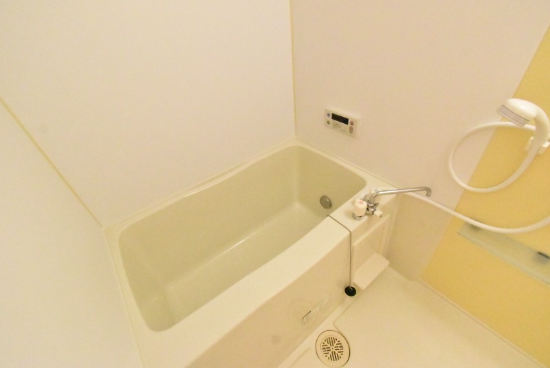 ��ʌ������s�������̃A�p�[�g�̃o�X