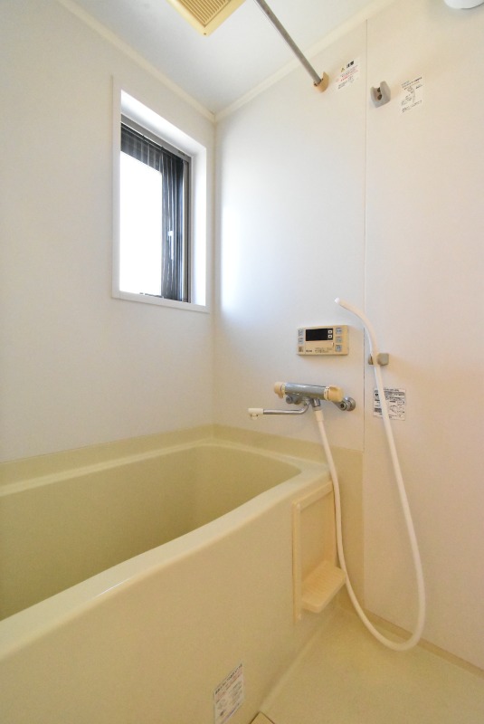 ��ʌ��z�J�s���������̃}���V�����̃o�X