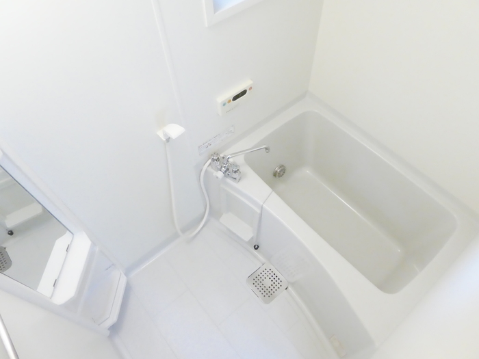 ��ʌ�����s��ؐ��T���ڂ̃A�p�[�g�̃o�X