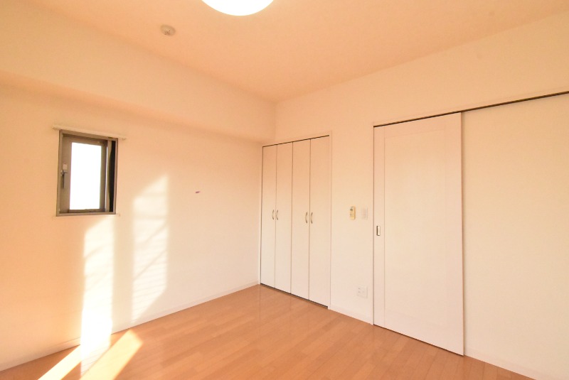 ��ʌ��z�J�s���������̃}���V�����̋����E���r���O