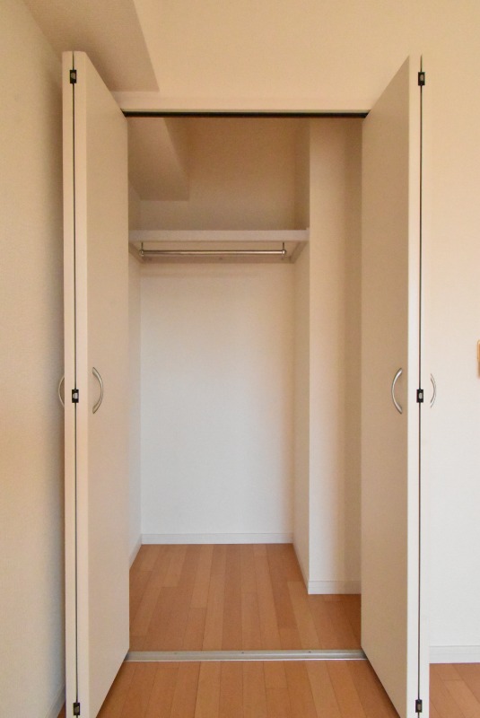 ��ʌ��z�J�s���������̃}���V�����̎��[