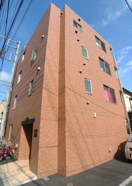 埼玉県さいたま市大宮区宮町２丁目のマンションの建物外観